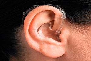 aparate auditive retroauriculare